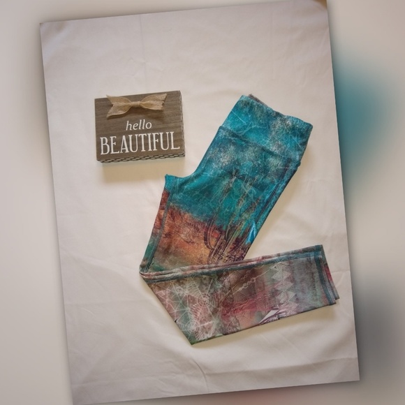 🔴SOLD🔴Evolution Creation Leggings - Picture 3 of 7